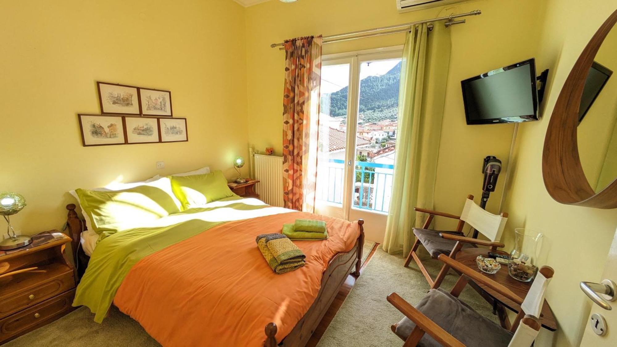 Small House For Holidays * Leonídion